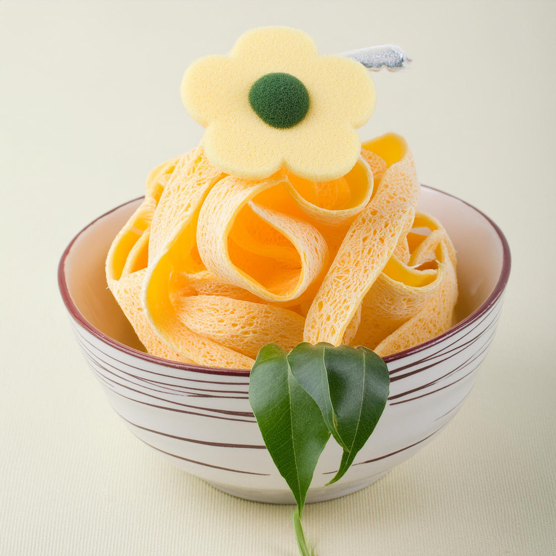 Spaghetti and sponges - facts about hyaluronic acid